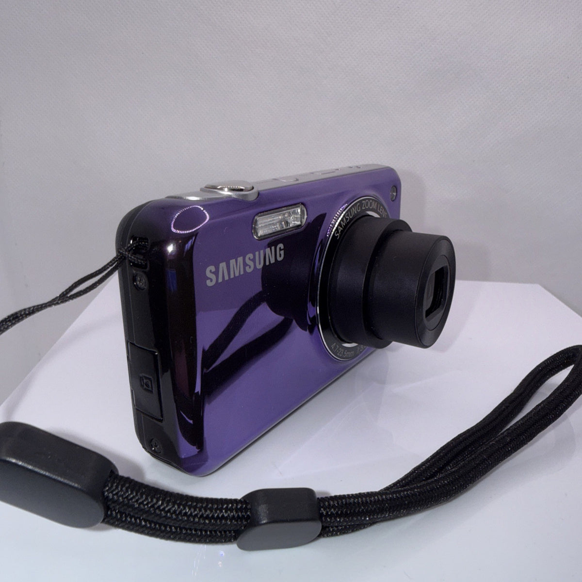 Samsung PL120 Digital Camera 14.2MP Purple Tested Working + Charger Battery 4GB