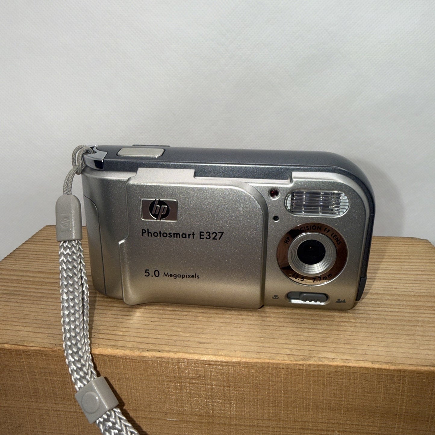 HP Photosmart E327 5MP Compact Digital Camera Tested Working + 1GB SD Retro Y2K