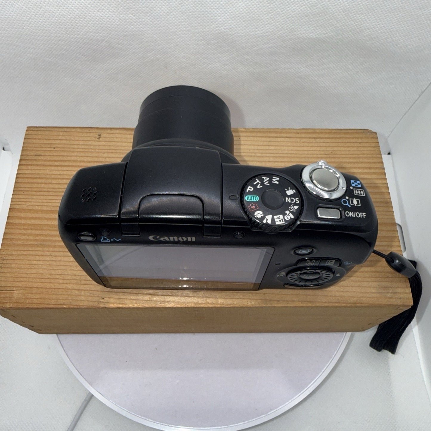 Canon PowerShot SX110 Is 9.0MP Compact Digital Camera Black- Excellent Condition