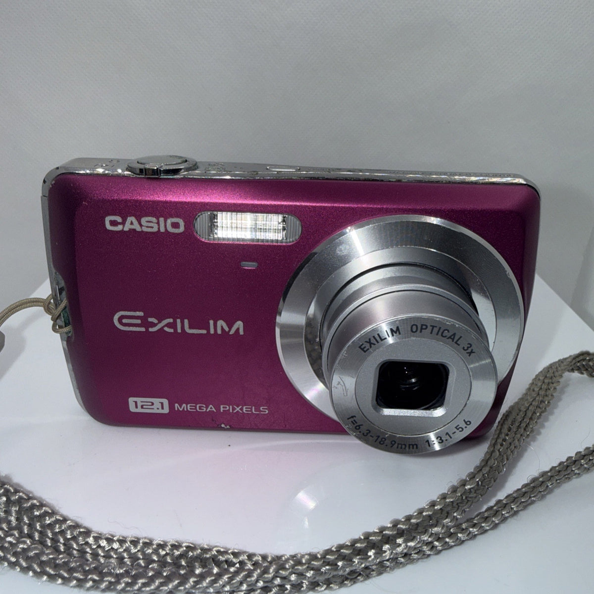 Casio Digital Camera Exilim EX-Z35 12.1MP Pink Tested + Charger Battery Case 4GB