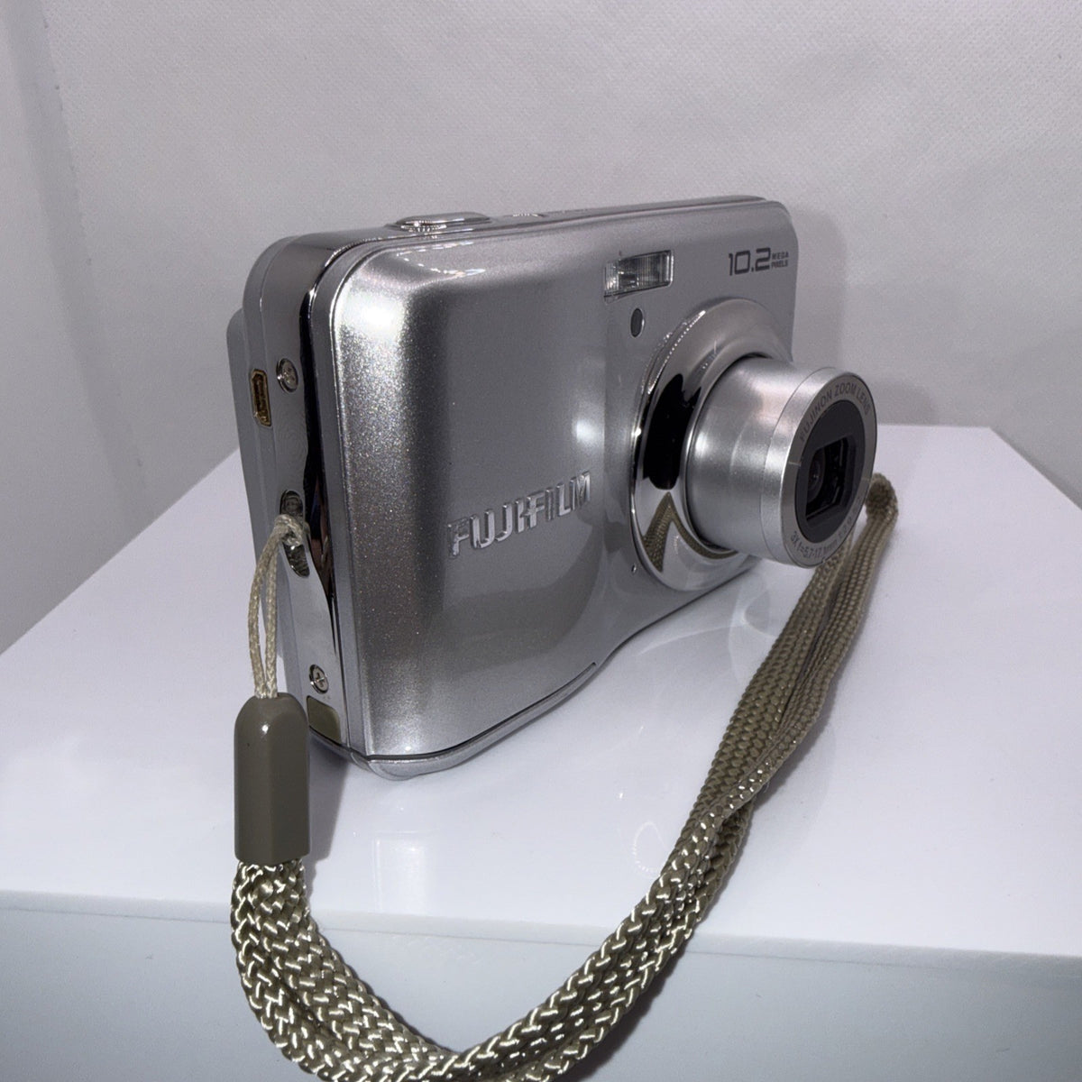 Fujifilm Digital Camera FinePix A170 10.2MP Tested + Charger Battery 4GB SD