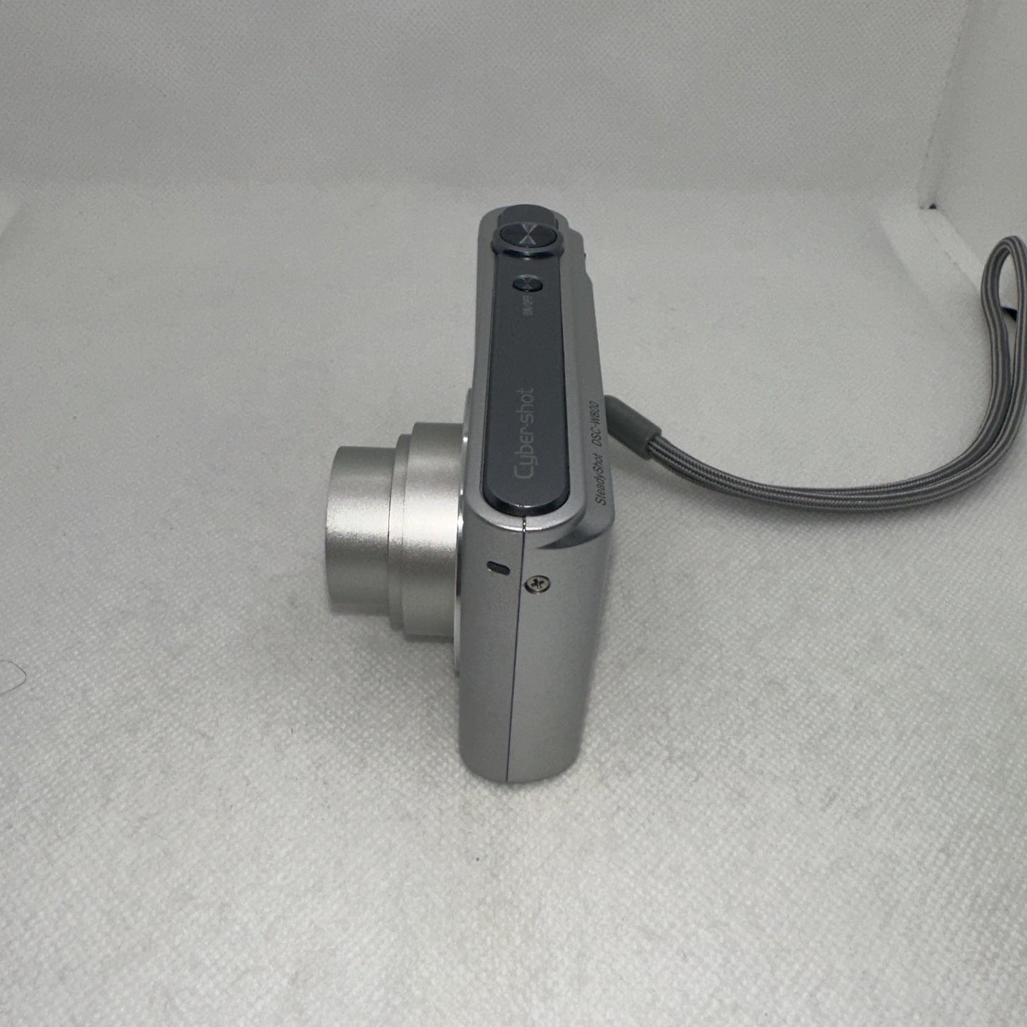 Sony Cyber-shot DSC-W800 20.1MP Digital Camera Tested Charger Battery 16GB6