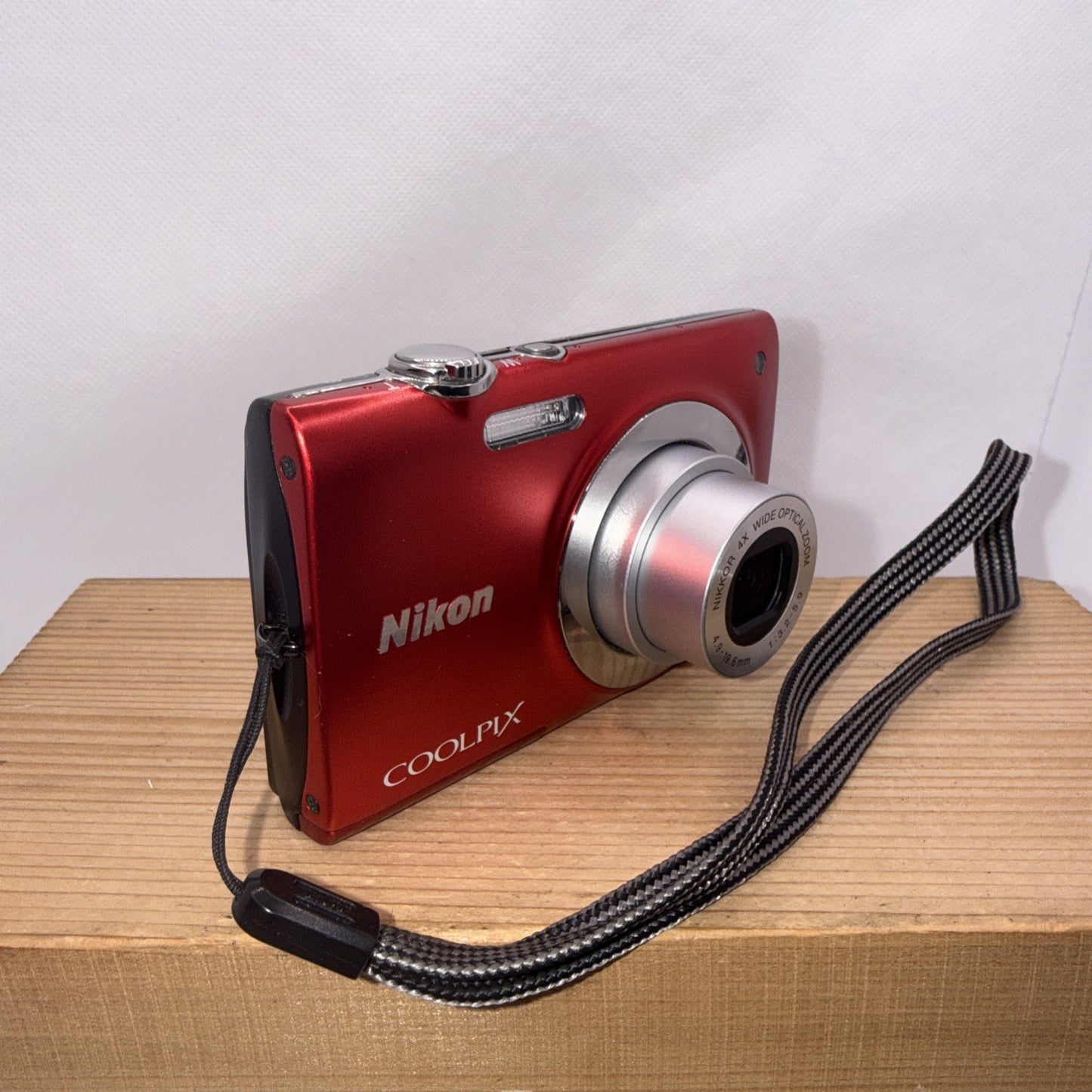Nikon Coolpix S2500 Red 12MP Digital Camera Tested + Charger Battery 8GB SD Card