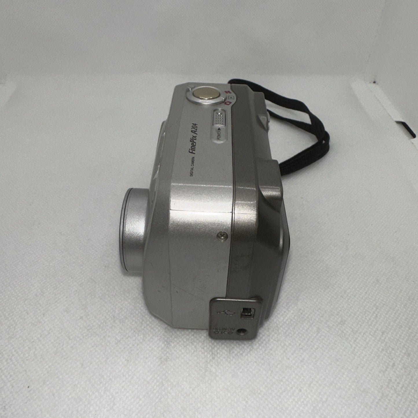 Vintage Digital Camera Fujifilm FinePix A204 2.0MP Tested + Accessories Retro6