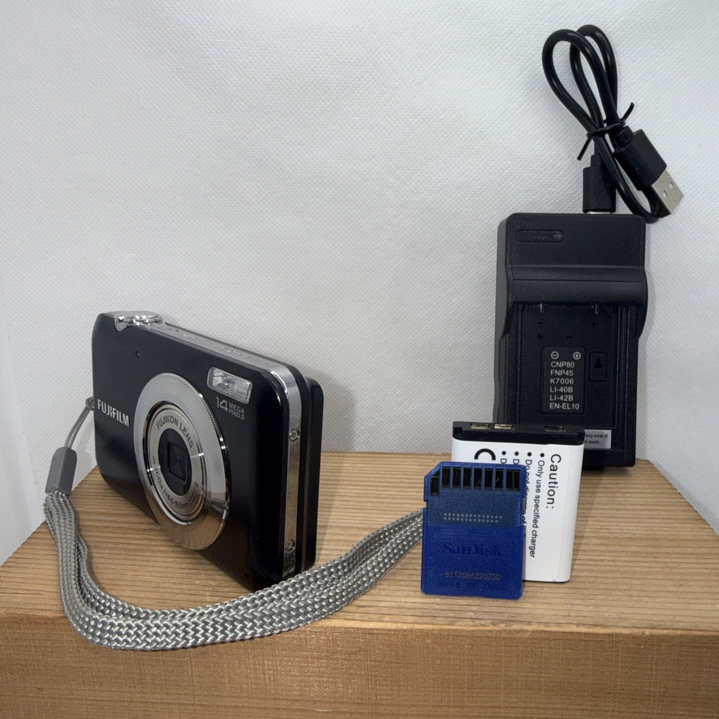 Fujifilm Digital Camera FinePix JV170 14MP Tested + Charger Battery 8GB SD Card