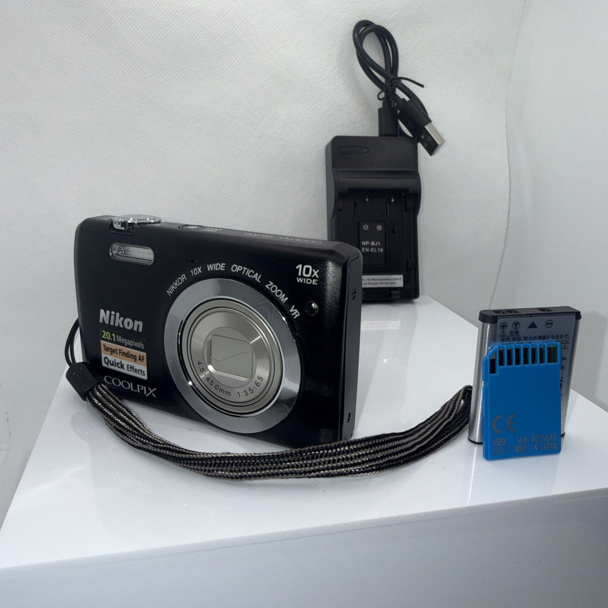 Nikon Coolpix S6700 20.1MP Digital Camera Tested Working Full Kit Ready To Use