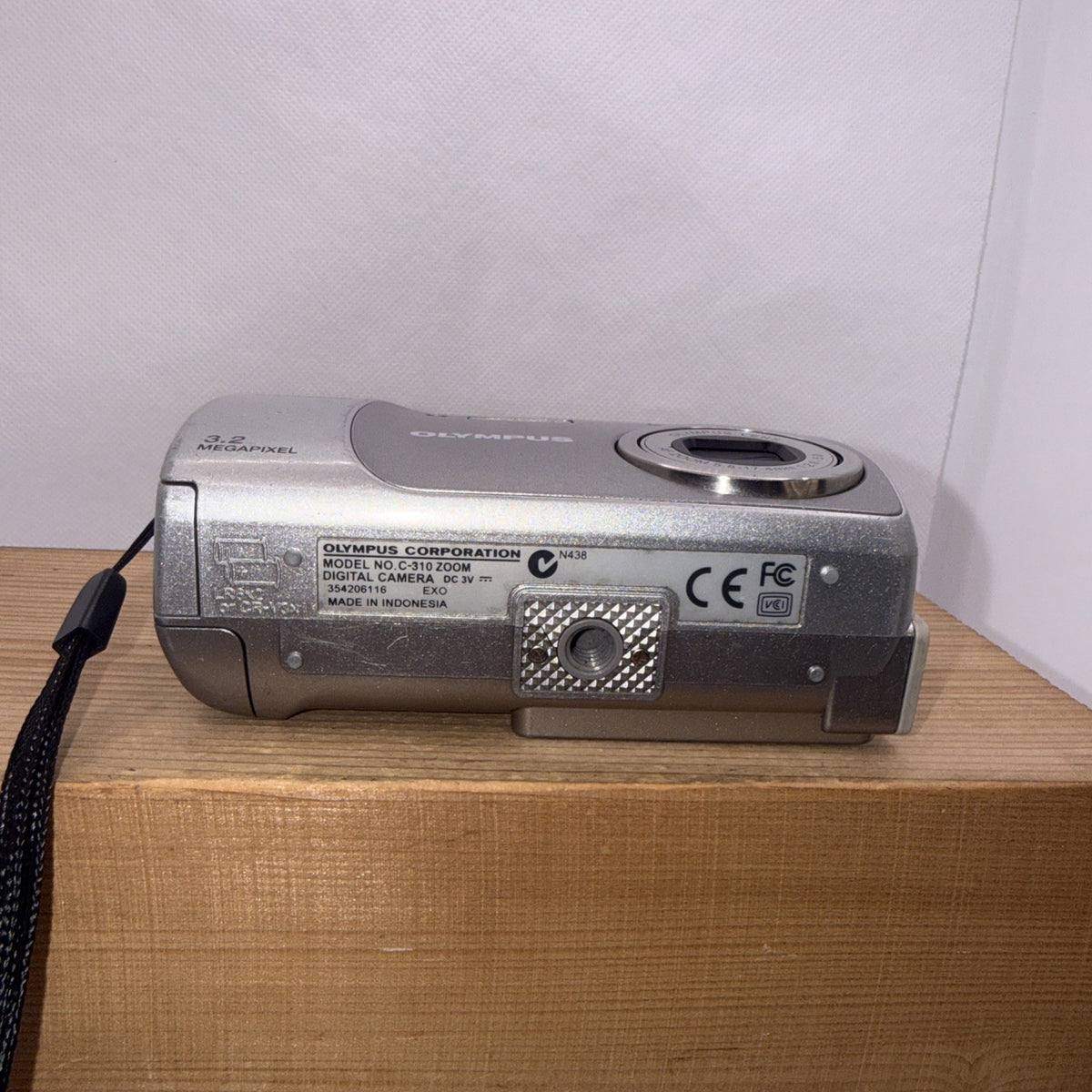 Olympus Camedia C-310 Zoom Digital Camera 3.2MP Tested + 64MB XD Card & USB