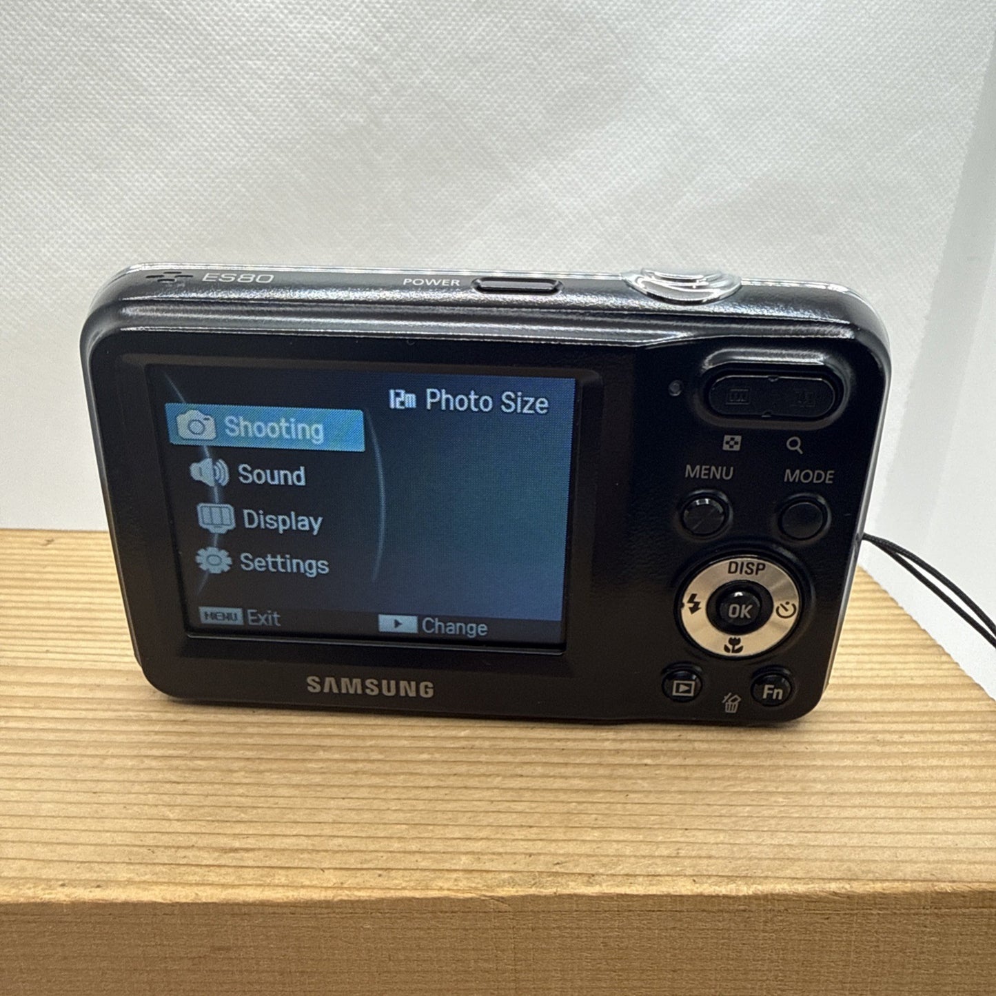 Samsung ES80 Compact Digital Camera 14.2MP Tested + Charger Battery 4GB SD Card