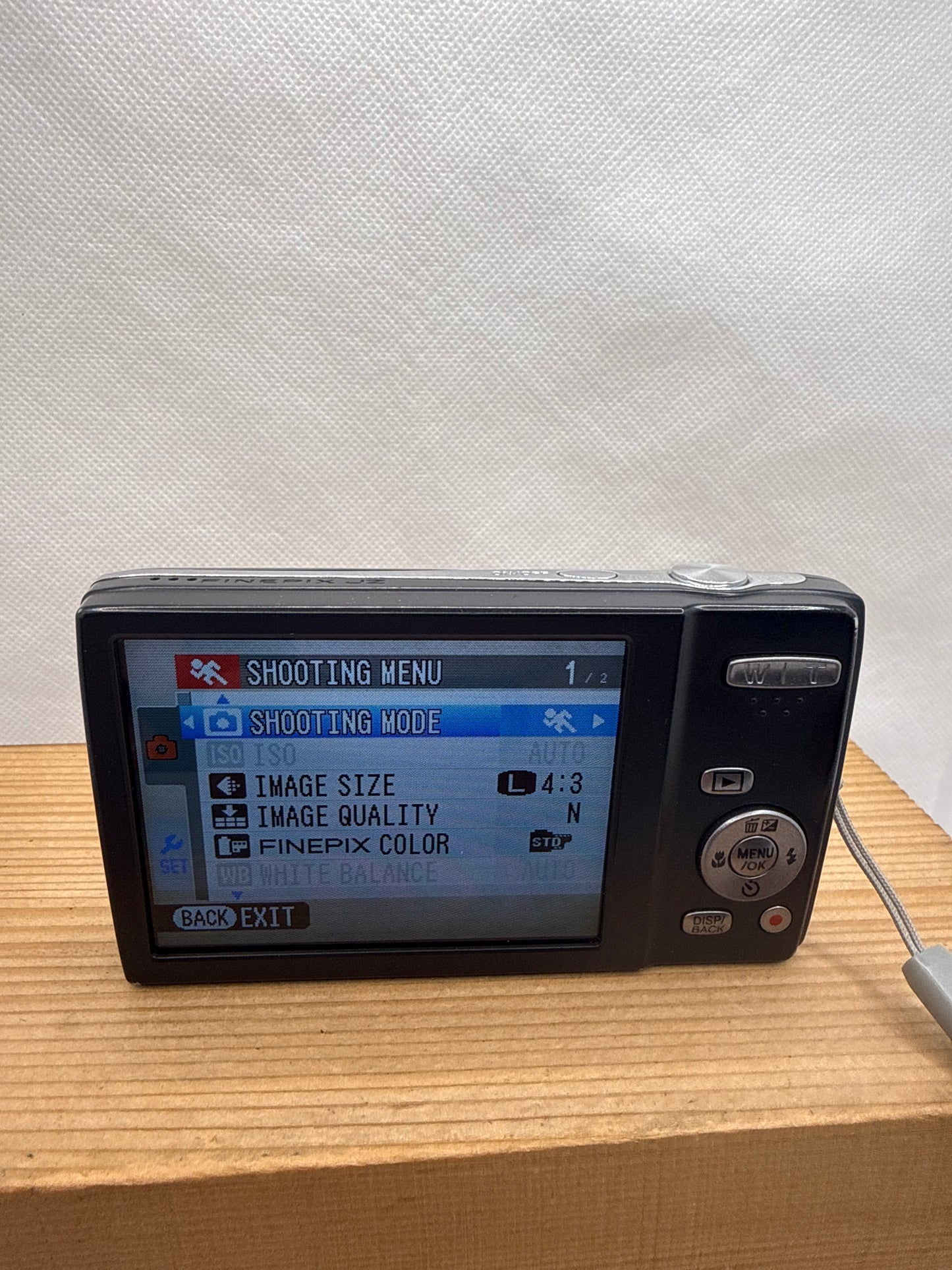 Fujifilm JZ250 16MP Digital Camera Tested Working + Charger Battery & 4GB SD Card