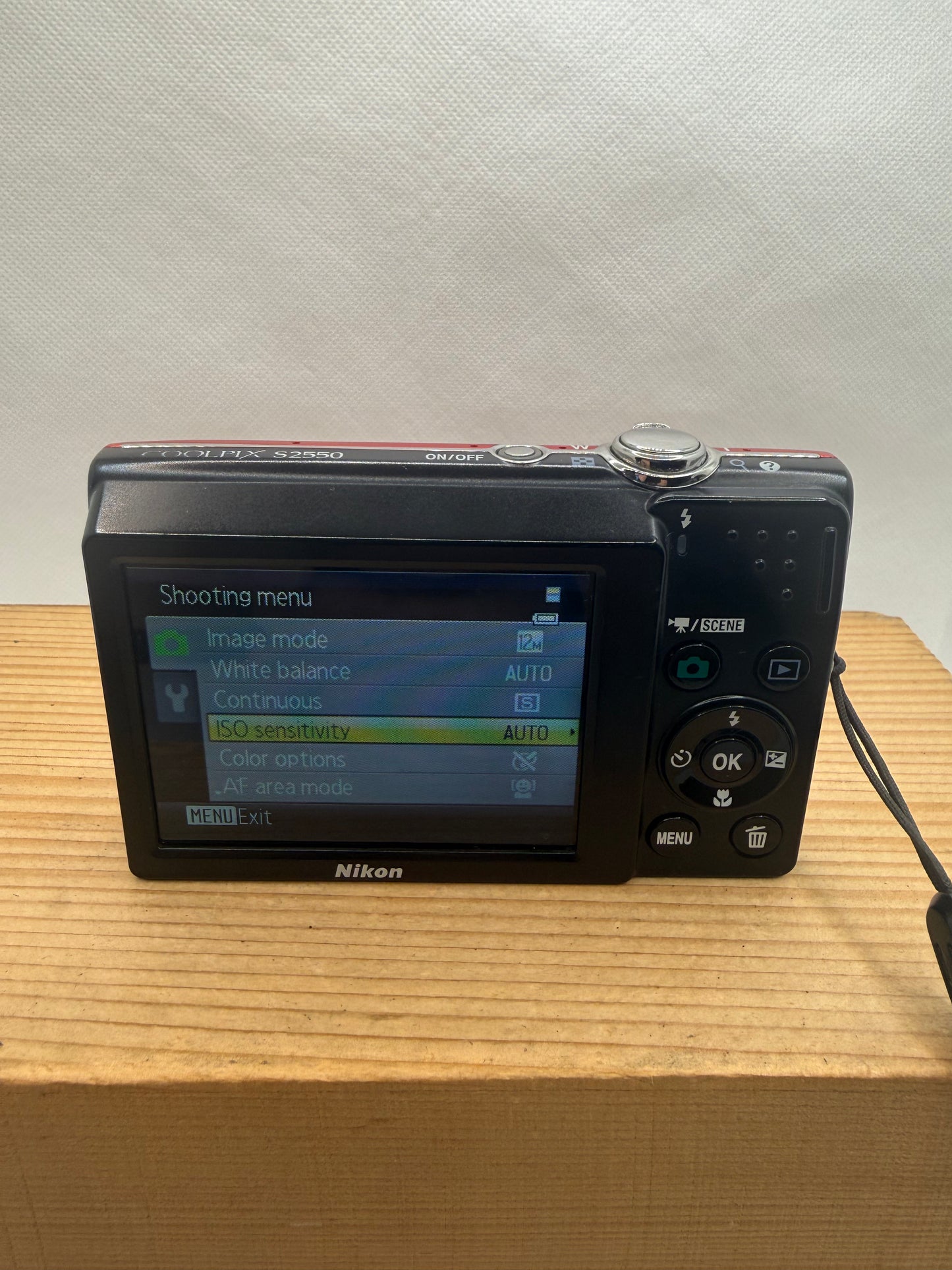 Nikon Coolpix S2550 Digital Camera 12MP Tested Working + Charger Battery & 4GB SD Memory Card